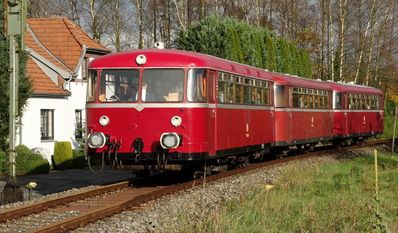 Die Museumseisenbahn Ammerland-Barßel-Saterland e. V. lädt beim Jubiläum zum Mitfahren ein.