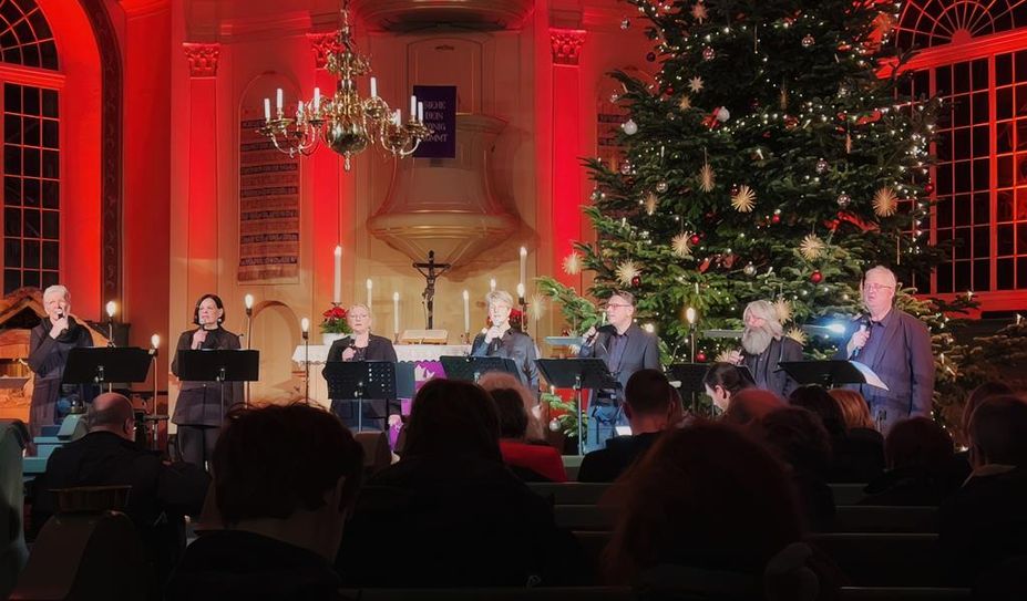 Die Gesangsgruppe aus Bremervörde führt den musikalischen, vorweihnachtlichen Gottesdienst seit 2011 durch.