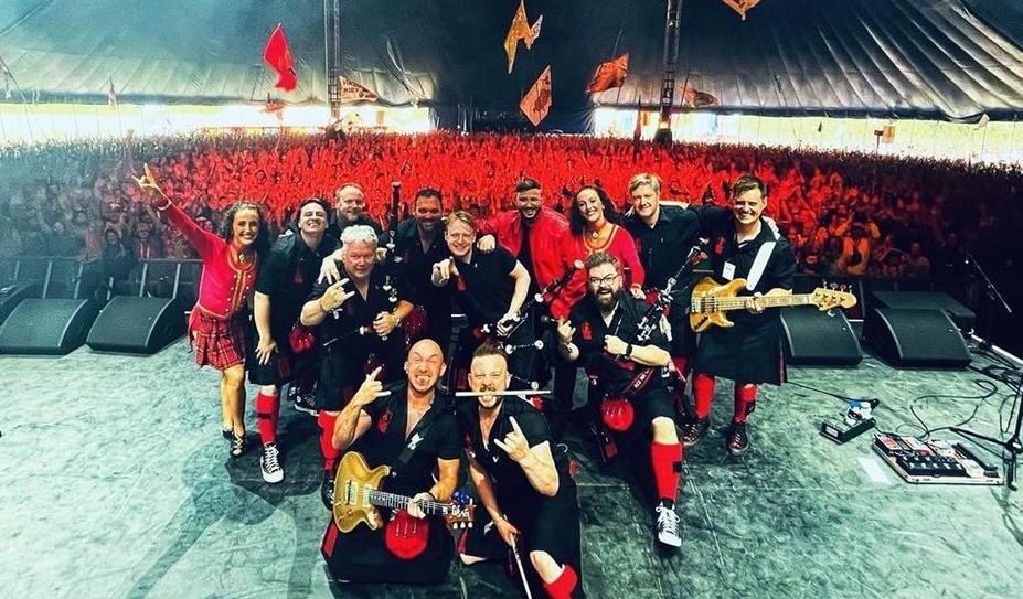 Bringen Rockmusik und Dudelsack einmalig zusammen: Red Hot Chilli Pipers