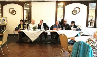 Der Wirtschaftsinteressenring hat es sich zur Aufgabe gemacht, die lokalen Anbieter:innen und regionalen Betriebe an einen Tisch zu bringen.