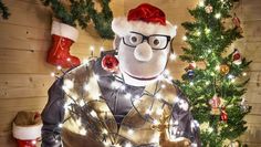 Die Figur Werner Momsen ist ein echter Weihnachtsfan.