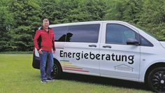 Christopher Buck ist der Energie-Experte der Zimmerei Flathmann.