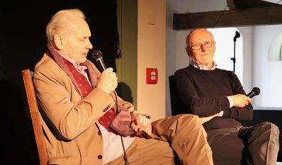 Prof. Jürgen Haase hatte einige Fragen an Dirk Roßmann im Gepäck.