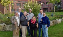Von links: Reinhard Lindenberg, Walter Lemmermann, Guido C. Bischof, Andreas Berg, Sonja Brunckhorst, Jürgen Böse und Claudia Oerding haben laut eigenen Aussagen immer noch Spaß an der Verantwortung, um Politik zu machen, die nah am Alltag bleibt.