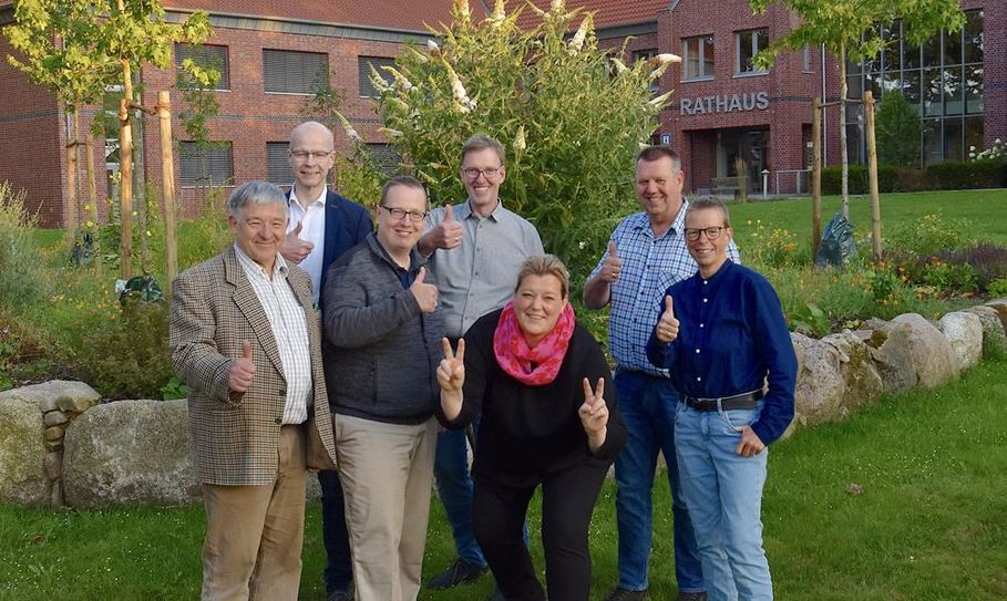 Von links: Reinhard Lindenberg, Walter Lemmermann, Guido C. Bischof, Andreas Berg, Sonja Brunckhorst, Jürgen Böse und Claudia Oerding haben laut eigenen Aussagen immer noch Spaß an der Verantwortung, um Politik zu machen, die nah am Alltag bleibt.