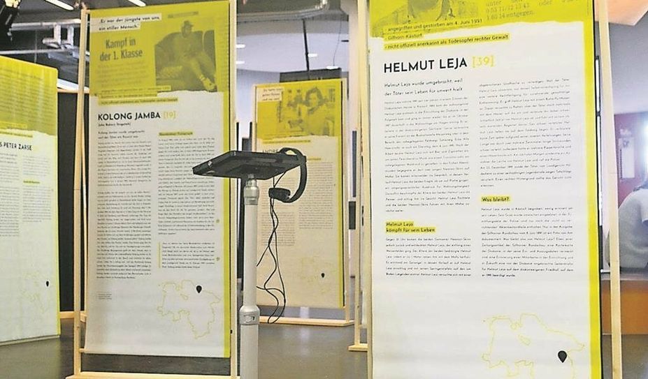 Mindestens zehn Menschen wurden in Niedersachsen seit 1990 aus rechten Motiven umgebracht. An sie wird mit der Ausstellung erinnert.