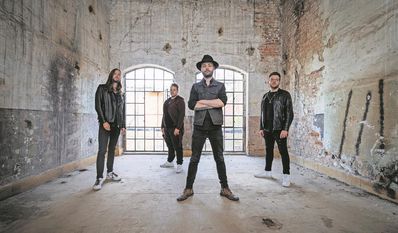 Die Band Damn!escape sind aus Hamburg und überregional für ihren Kickass-Rock bekannt.