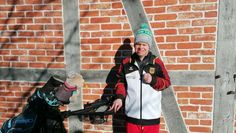 Christophe Schuler mit seinen Schlägern beim Golfclub.
