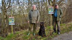 Udo Poppe und Dirk Timme rufen Hundebesitzer auf, ihre Vierbeiner in der Brut- und Setzzeit an die Leine zu nehmen.