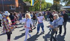 Wer den Muttertag in angenehmer Gesellschaft verbringen möchte, ist mit der ganzen Familie herzlich zur Muttertagssause auf dem Dorfplatz in Pennigbüttel eingeladen.
