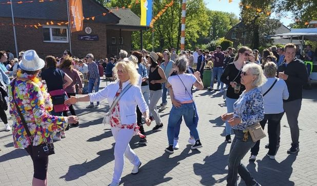 Wer den Muttertag in angenehmer Gesellschaft verbringen möchte, ist mit der ganzen Familie herzlich zur Muttertagssause auf dem Dorfplatz in Pennigbüttel eingeladen.