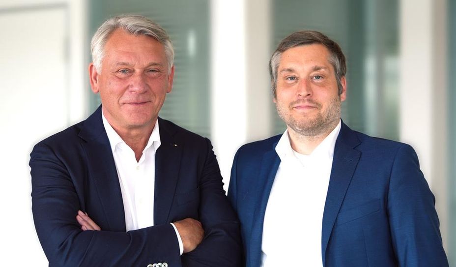 Die beiden OWG-Geschäftsführer Torsten Wüstenberg (EWE NETZ) und Tobias Thomsen (Stadtwerke).