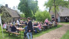 Beliebter Treffpunkt für Jung und Alt ist am Muttertag der "Historische Moorhof " Augustendorf