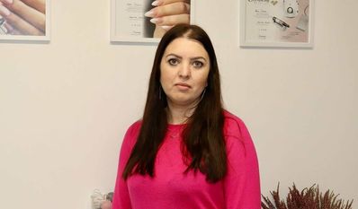 Anna Bodek bietet professionelle Maniküre und Nageldesign auf Wunsch. Foto: eb