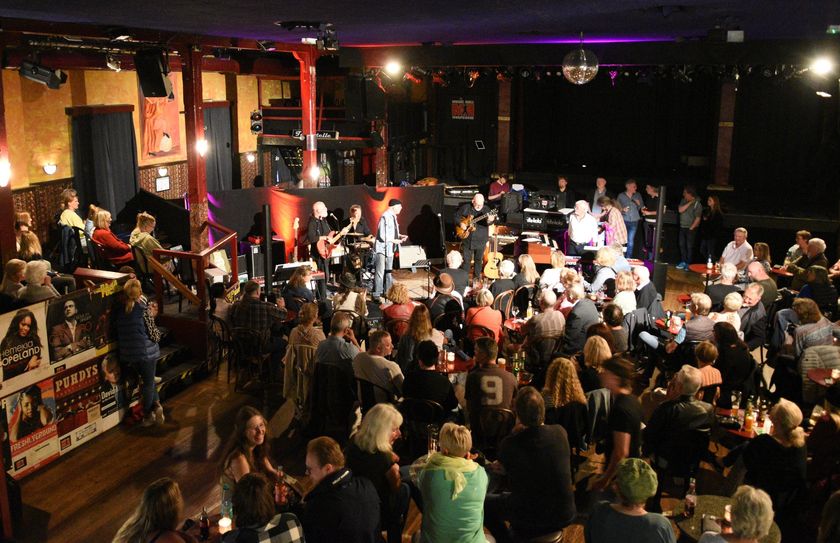 Ungeprobt und spontan, facettenreich und überraschend, einmalig und nicht wiederholbar: die Music Hall Session.