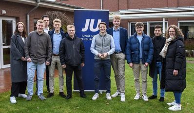 Der neue Vorstand besteht aus Lisa Neumann (v. li.), Joshua Behrens, Toni Mende, Bennett Meyer, Richard Knigge, Aaron Kruse, Marvin Heinrich, Lennard Leefers, Jan Hensel und Anna Mohrmann.