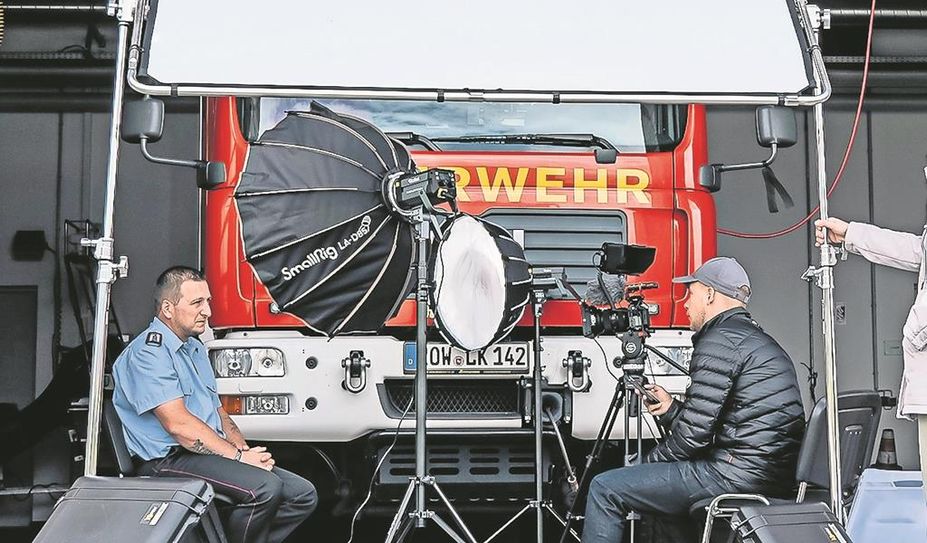 Für den ersten Dreh ging das Filmteam zur Freiwilligen Feuerwehr.