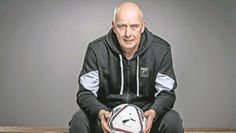Mario Basler hat viel erlebt und somit auch viel zu berichten.