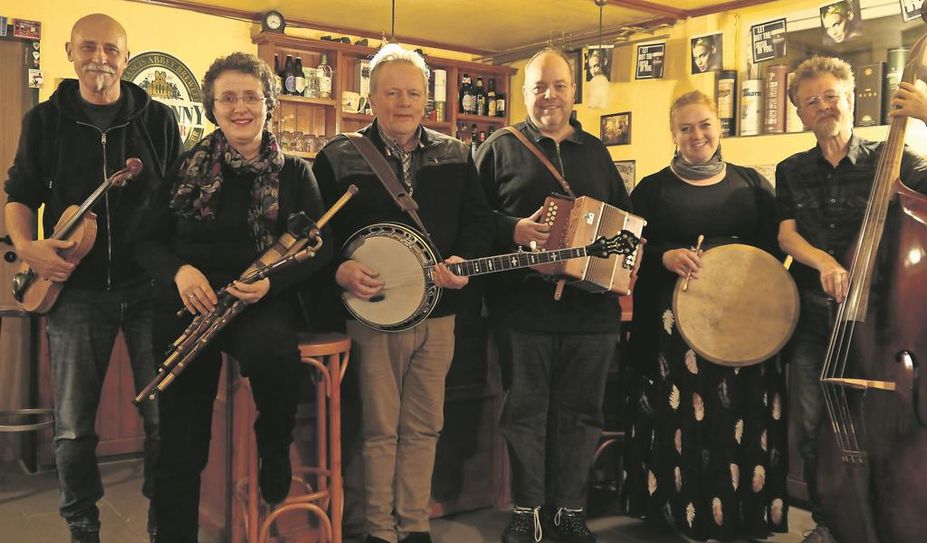 Im Laufe ihres 31-jähriges Bestehen hat die Band neun CDs veröffentlicht.