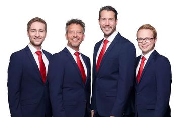 Die Musiker werden das Publikum mit ihren Klängen begeistern.