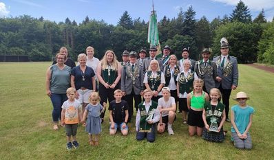 Das amtierende Königshaus von Königin Birgit Döscher und König Werner Döscher freut sich auf ein schönes Schützenfest.