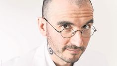 Dr. Mark Benecke zählt zu den bekanntesten und erfolgreichsten Kriminalbiologen der Welt.