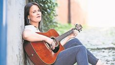 Neben Coversongs überzeugt Inga Wehnert vor allem mit ihren eigenen deutschsprachigen Liedern.
