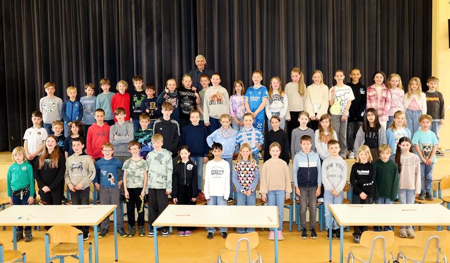Haben Freude an kniffligen Aufgaben: 54 Dritt- und Viertklässler der Grundschulen Beethovenschule, Buschhausen, Findorffschule, Menckeschule und Sonnentau.