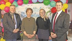 DRK-Kreisgeschäftsführer Patrick Grotheer, Uschi Schirmer, ihre Nachfolgerin Michaela Schuckert und DRK-Präsident Thorben Prenntzell. Foto: eb
