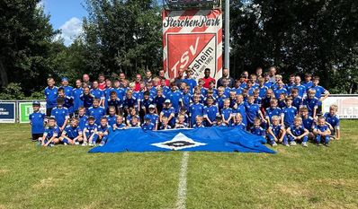 Jedes Jahr freuen sich die Kinder auf das Fußball-Trainingscamp.