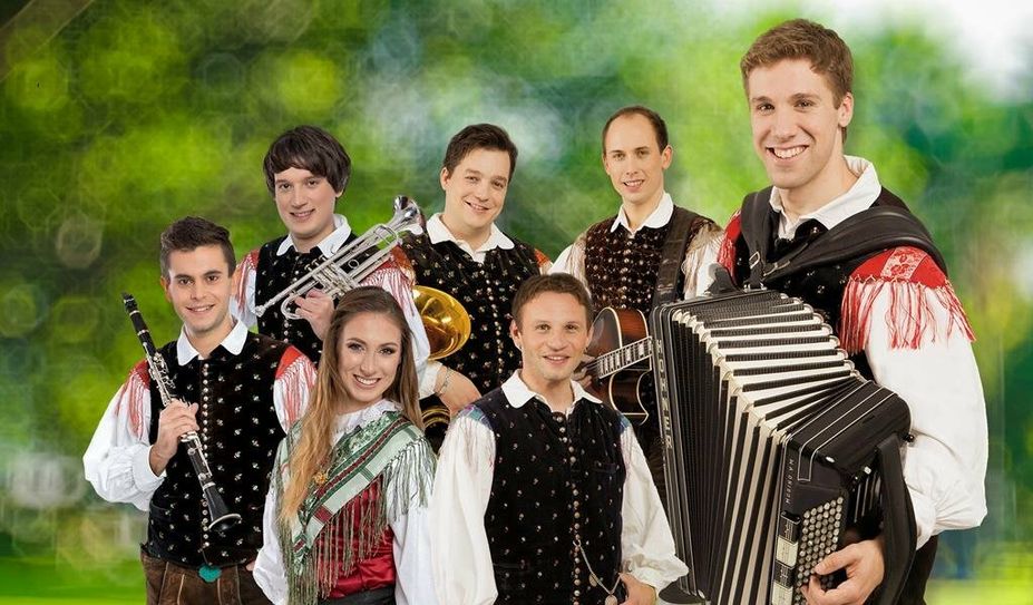 Sind am 19. März in der Festhalle zu Gast: Die Oberkrainer. Foto: Festhalle Kutenholz