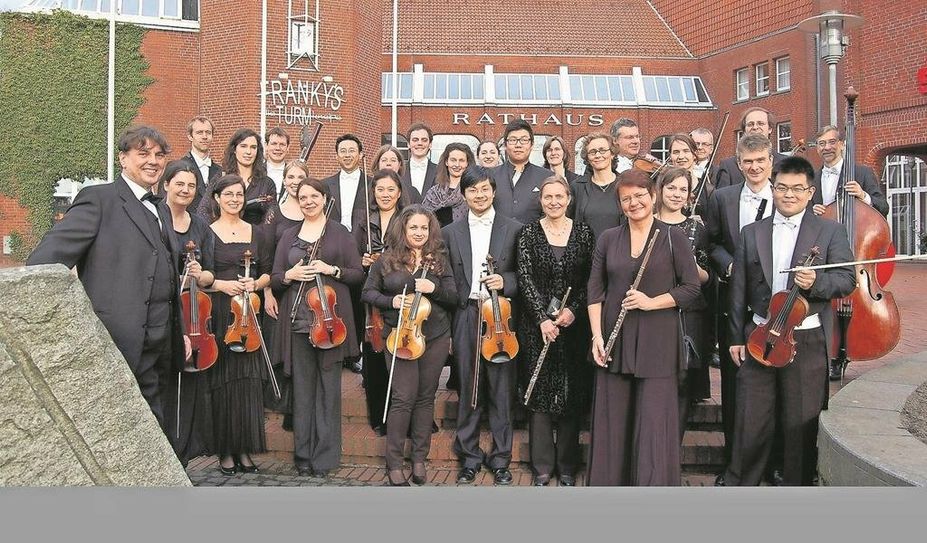 Das Orchester spielt u.a. bekannte Stücke von Vivaldi und Mozart.