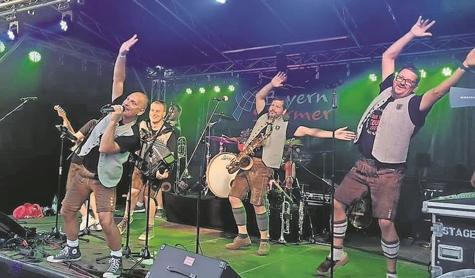 Die Bayern Stürmer heizen dem Publikum in Nieder Ochtenhausen schon seit Jahren ein.