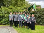 Das Königshaus unter Schützenkönig Marco von Kneten und Schützenkönigin Andrea Zittlau (Mitte mit Schärpen) ist bereits voll Vorfreude auf das diesjährige Schützenfest.
