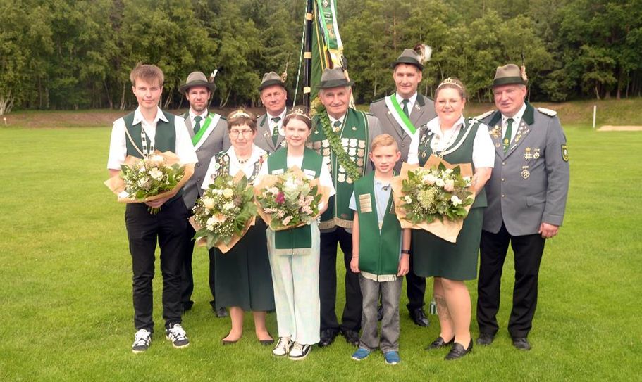 Die Königsfamilie freut sich auf ein paar schöne gemeinsame Tage mit allen Schützen und Gästen.