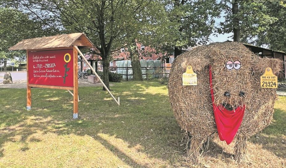 Der Ort Kuhstedt wurde bereits passend zum Erntefest dekoriert.