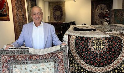 Er kennt sich aus: Abbas Saber verkauft Perser-Unikate und Sammlerstücke.