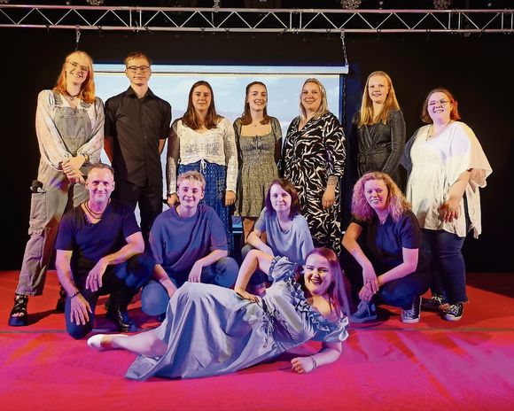 Die 14 Aktiven freuen sich, Hits aus rund 15 verschiedenen Musicals zu präsentieren.