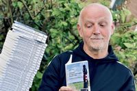 Anzeiger-Autor Ralf G. Poppe liest in Armstorf aus seinem zweiten Buch.
