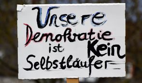 Eine stärkere Beteiligungskultur könne die Akzeptanz von Entscheidungen erhöhen und zu besseren Lösungen beitragen.