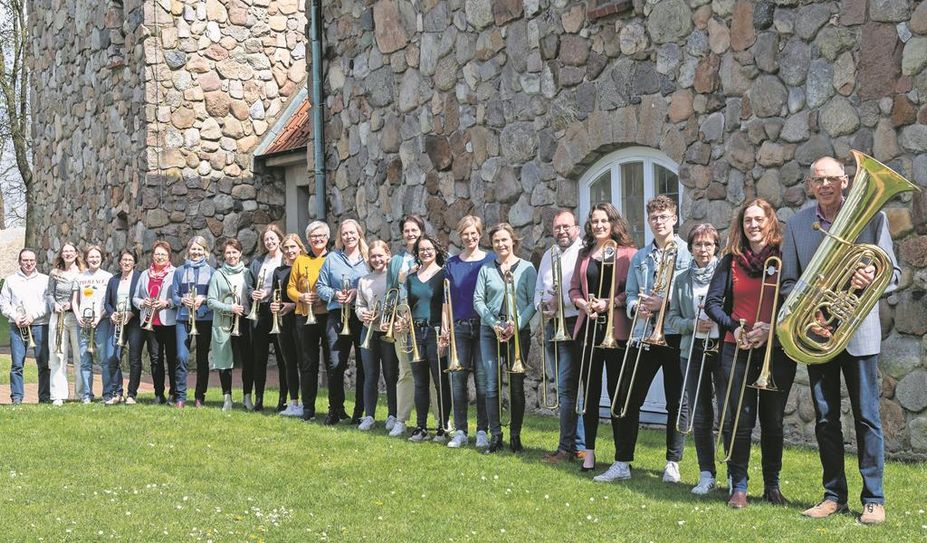 Mal mehr und mal weniger Mitglieder - heutzutage besteht der Chor aus 23 Frauen und Männern.