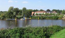 Bald ist das Hamme Forum wieder von beiden Seiten des Flusses erreichbar. Auch der Anbau am Gebäude soll in diesem Frühjahr fertiggestellt werden.