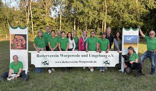Das Turnier gehört seit Jahren zum Veranstaltungskalender im Künstlerdorf. Sportlich reicht das Programm in diesem Jahr bei den Springprüfungen bis zur Klasse S* und in der Dressur bis zur Klasse S**.