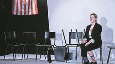 Mara Widmann ist „Die zwölf Geschworenen“.