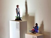 Was macht der Klimawandel mit den Menschen auf der Welt? Die Ausstellung zeigt 14 persönliche Schicksale.