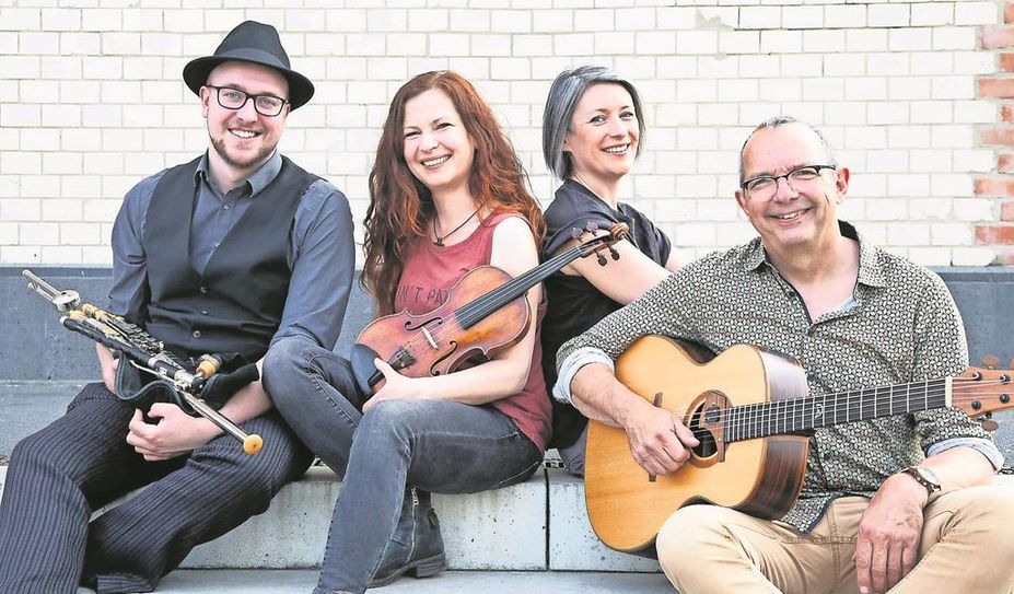 Bereits zwei Mal wurde Cara mit dem Irish Music Award ausgezeichnet.
