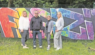 Marlene Baake, Burghard de Joncheere, Simone Schröter und Isabel Gerlach setzten sich für das Jugendhaus ein.