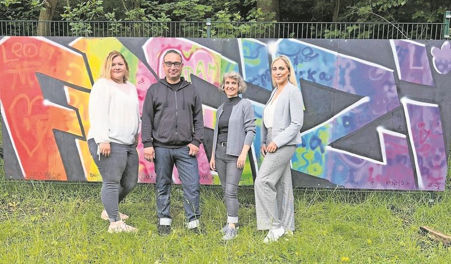 Marlene Baake, Burghard de Joncheere, Simone Schröter und Isabel Gerlach setzten sich für das Jugendhaus ein.
