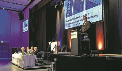 Die 48. Vertreterversammlung der Volksbank eG Osterholz Bremervörde fand in der Stadthalle in Osterholz-Scharmbeck. Foto: limo