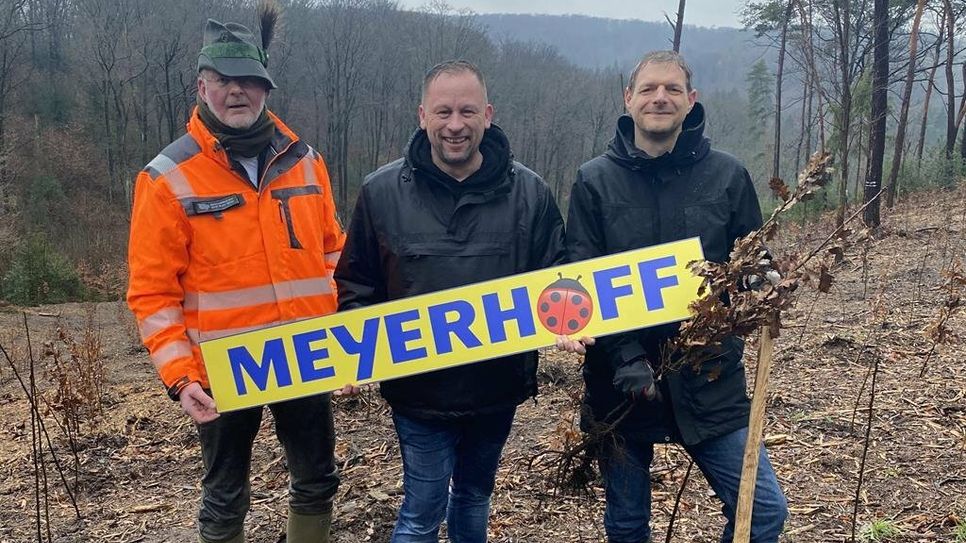 Baumpflanzaktion in Nordrhein-Westfalen: 1.000 Meyerhoff-Bäume wurden im Februar gepflanzt.